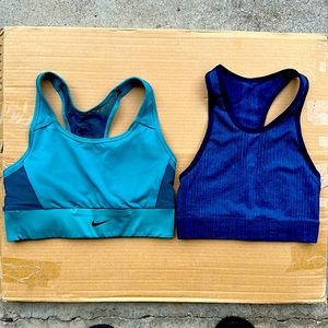 Nike sports bras size S